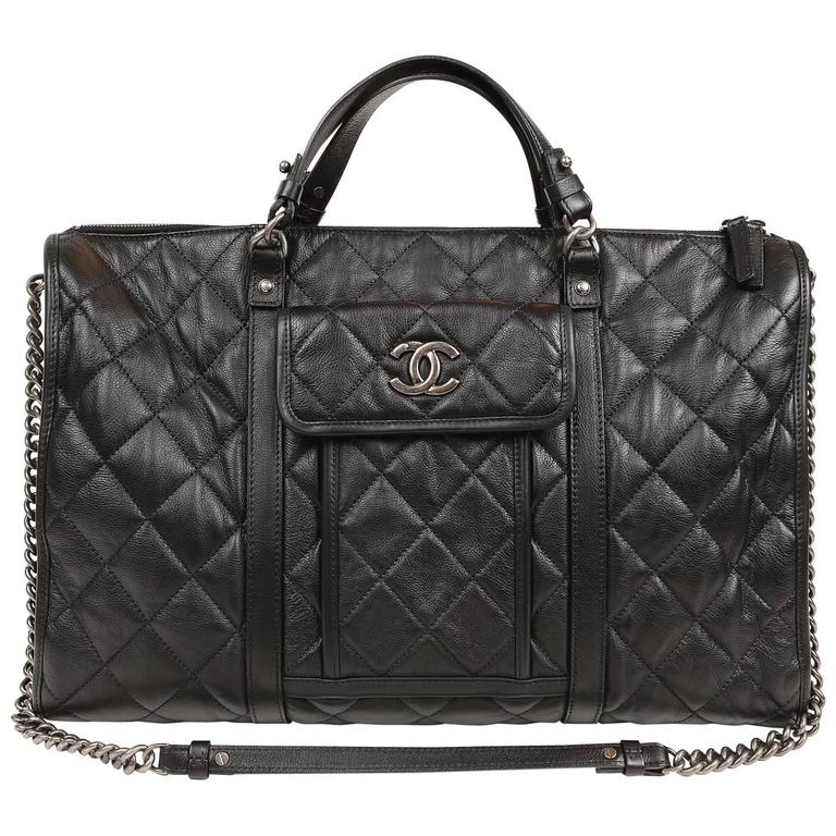 Chanel Limited Edition Vintage Duffel Tote White and Black Leather Weekend  Bag For Sale at 1stDibs