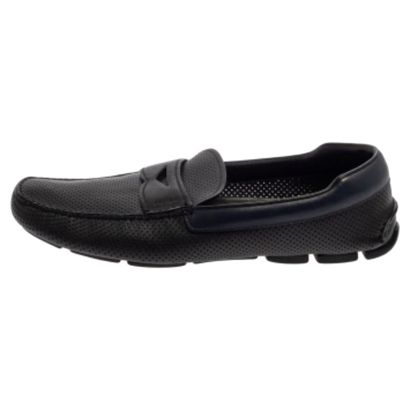 Prada Blau Perforiertes Leder Slip On Loafers Größe 45.5 im Angebot