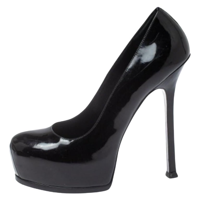 Saint Laurent Paris Bombas Tribtoo de charol negro talla 39 en venta
