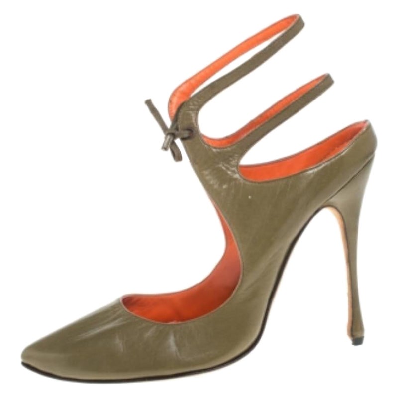 Manolo  Blahnik Olive Grün Riemchensandalen Größe 39.5