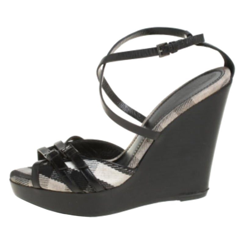 Burberry Black Leather Strappy Slingback Wedge Sandals Size 40 For Sale