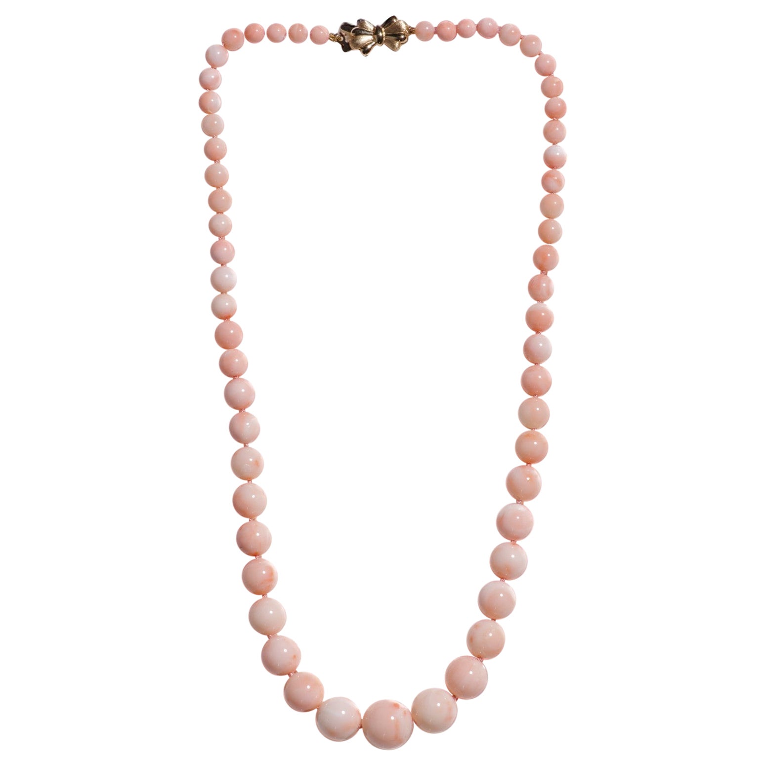 Collier de corail peau d'ange rose géant en or jaune 14K Neuf - En vente à GOES, NL