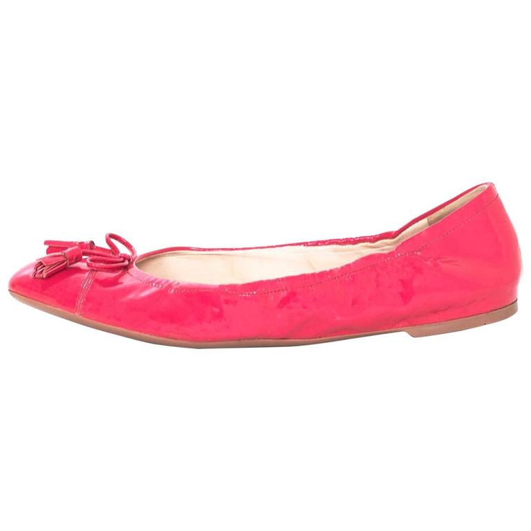 Prada Hot Pink Patent Leather Flats Sz 38 with Box For Sale at 1stDibs