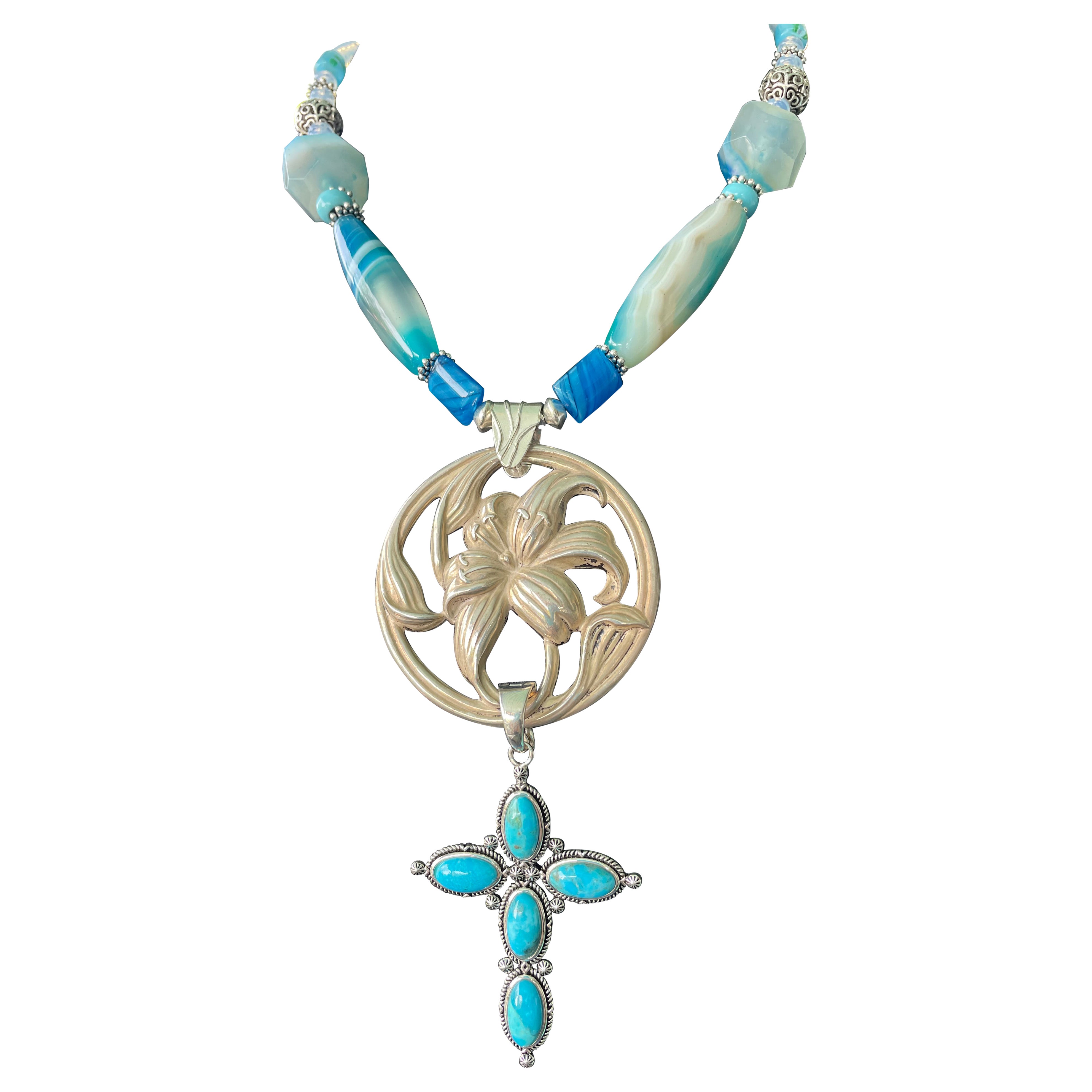 LB offre spilla floreale vintage in sterling, croce di turchese e agata, collana di cristallo in vendita