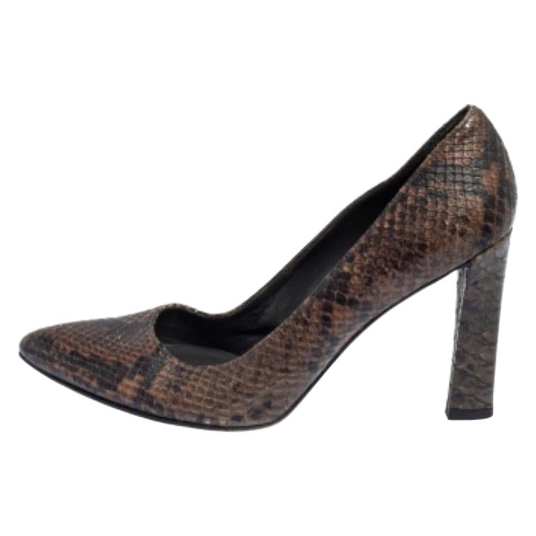 Salvatore Ferragamo Brown Python Embossed Leather Pumps Size 39 For Sale