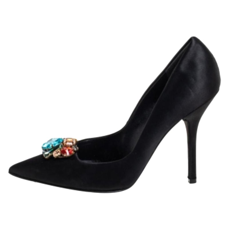 Dolce & Gabbana Black Satin Crytal Embellished Pumps Size 39 For Sale