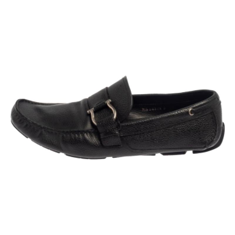 Salvatore Ferragamo Black Leather Gancio Slip On Loafers Size 44 For Sale