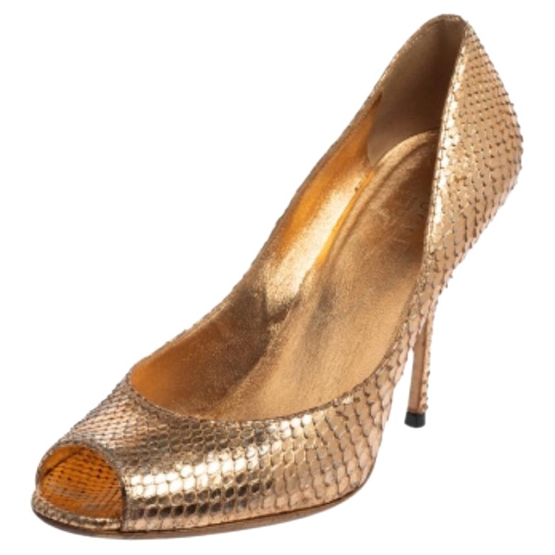Gucci Gold Python Leather Peep Toe Pumps Size 37 For Sale