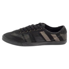 Burberry Black/Grey Suede And Check Canvas Low Top Sneakers Size 44