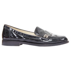 CHANEL black patent leather interlocking CC logo loafers EU36.5