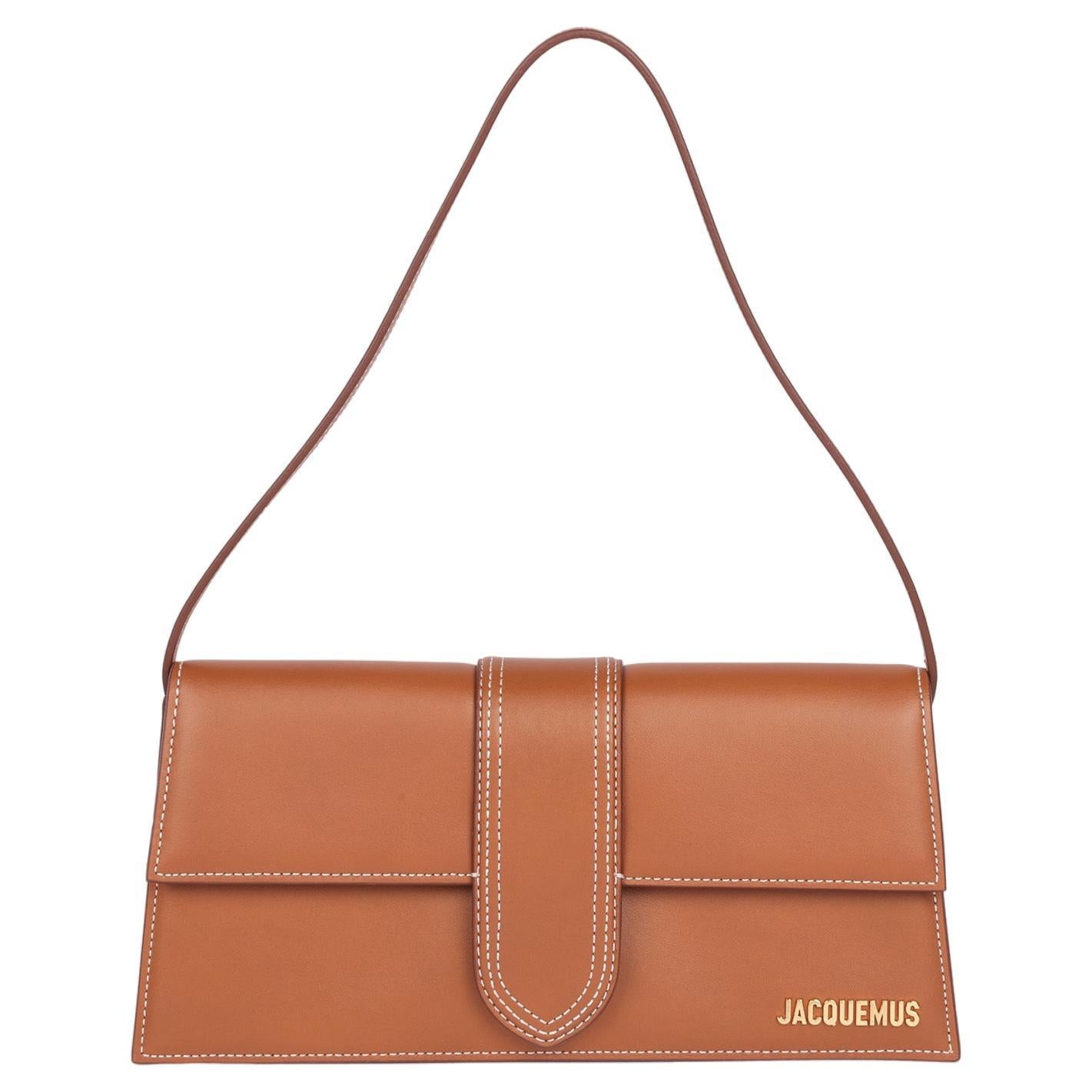Jacquemus Lungo in pelle di vitello liscia marrone Le Bambino in vendita