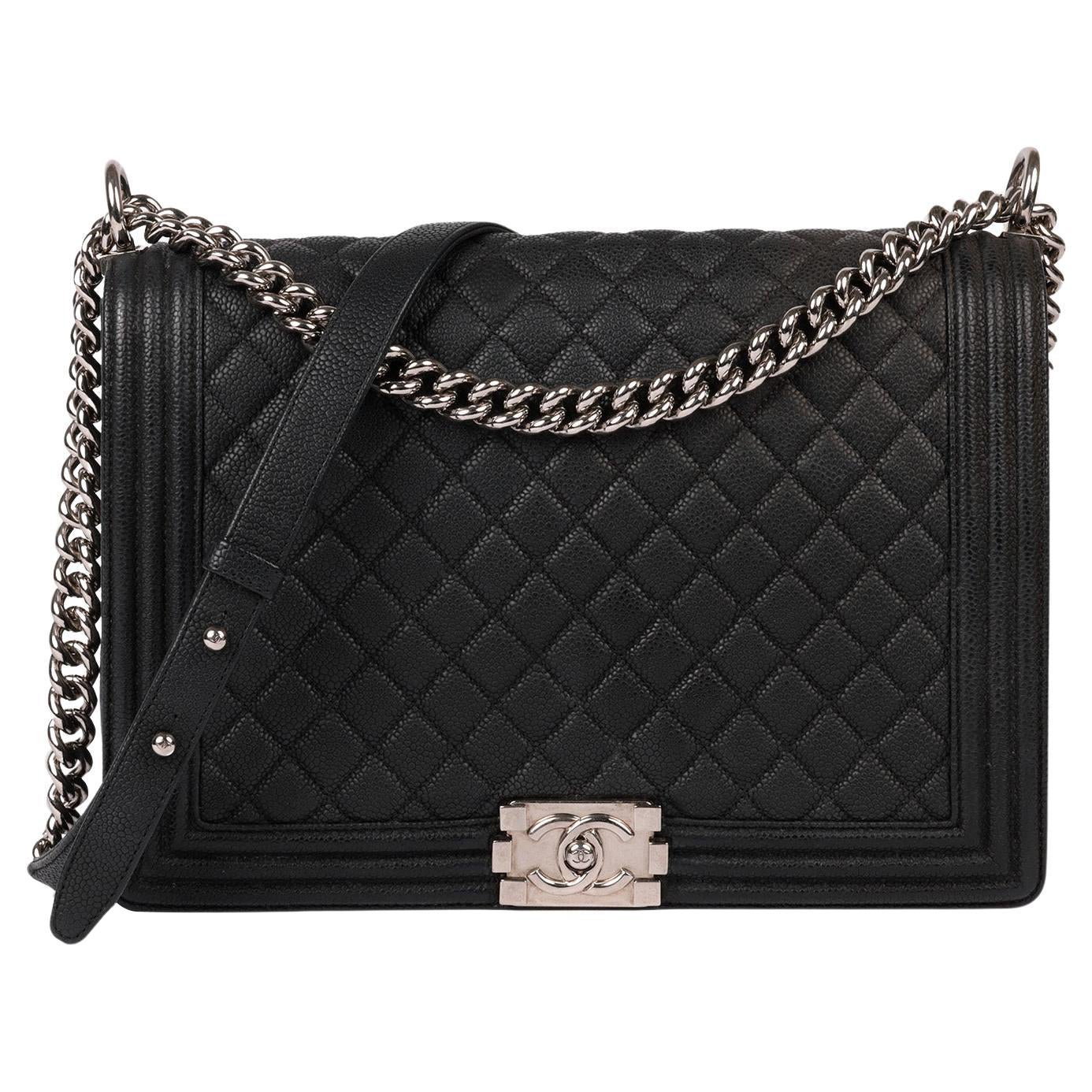 Chanel Black Quilted Caviar Leather Large Le Boy Bag in vendita