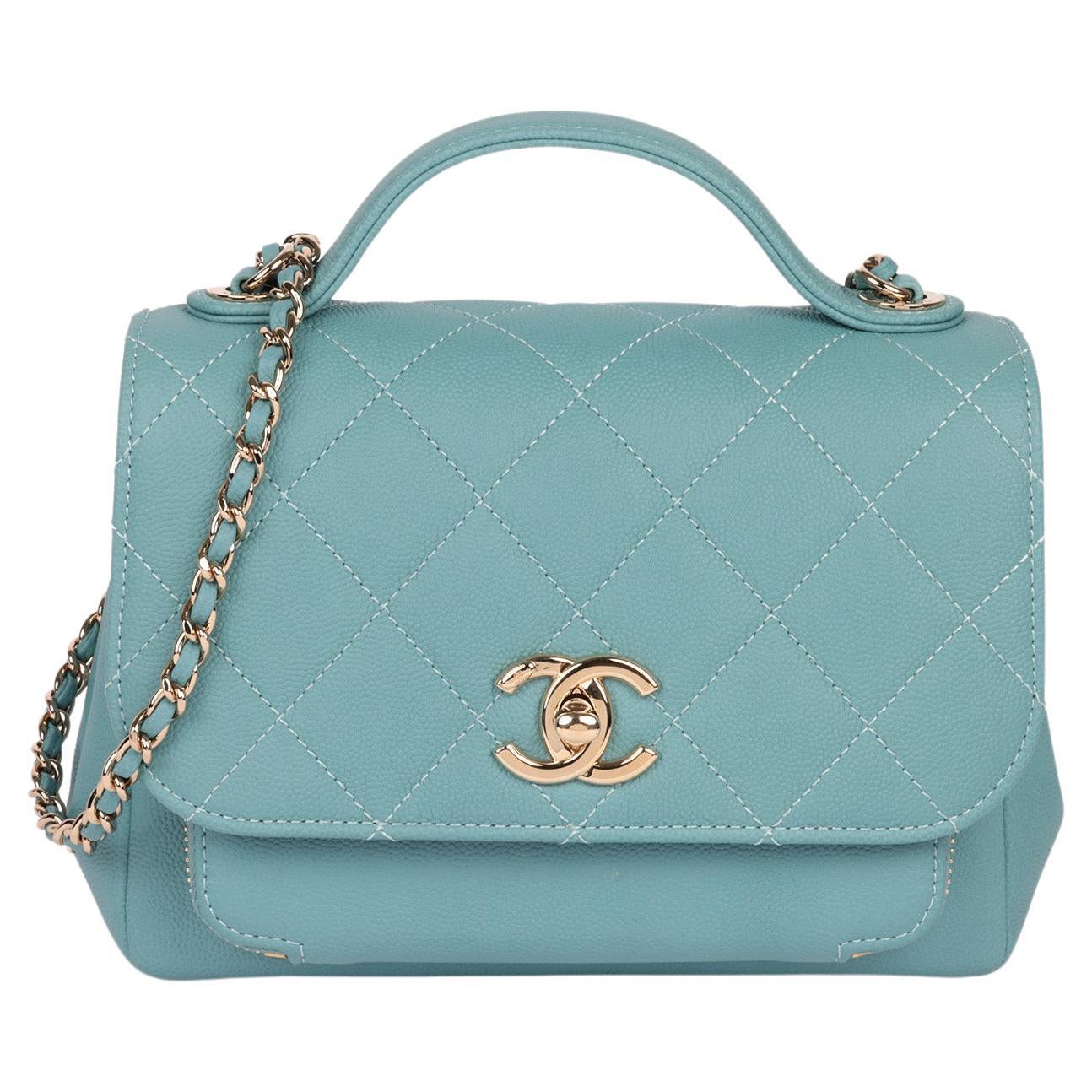 Chanel - Mini sac à rabat Affinity en cuir caviar matelassé Teal en vente
