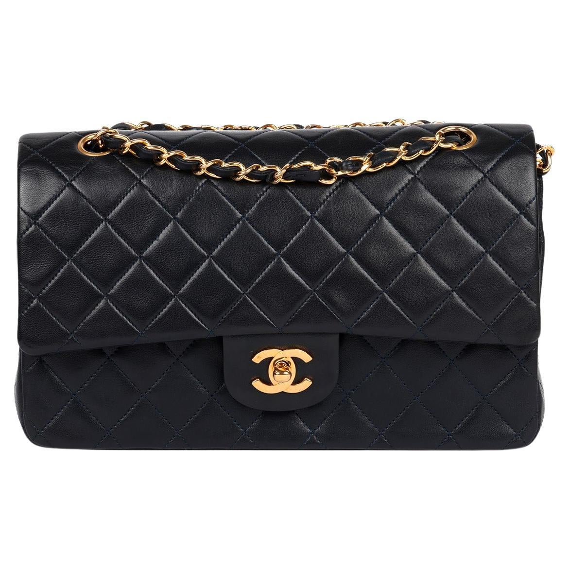 Chanel Navy Quilted Lambskin Vintage Medium Classic Double Flap Bag en vente