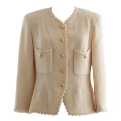Chanel Vintage S/S 1990 Ecru Cream 24K Gold CC Scalloped Tweed Jacket