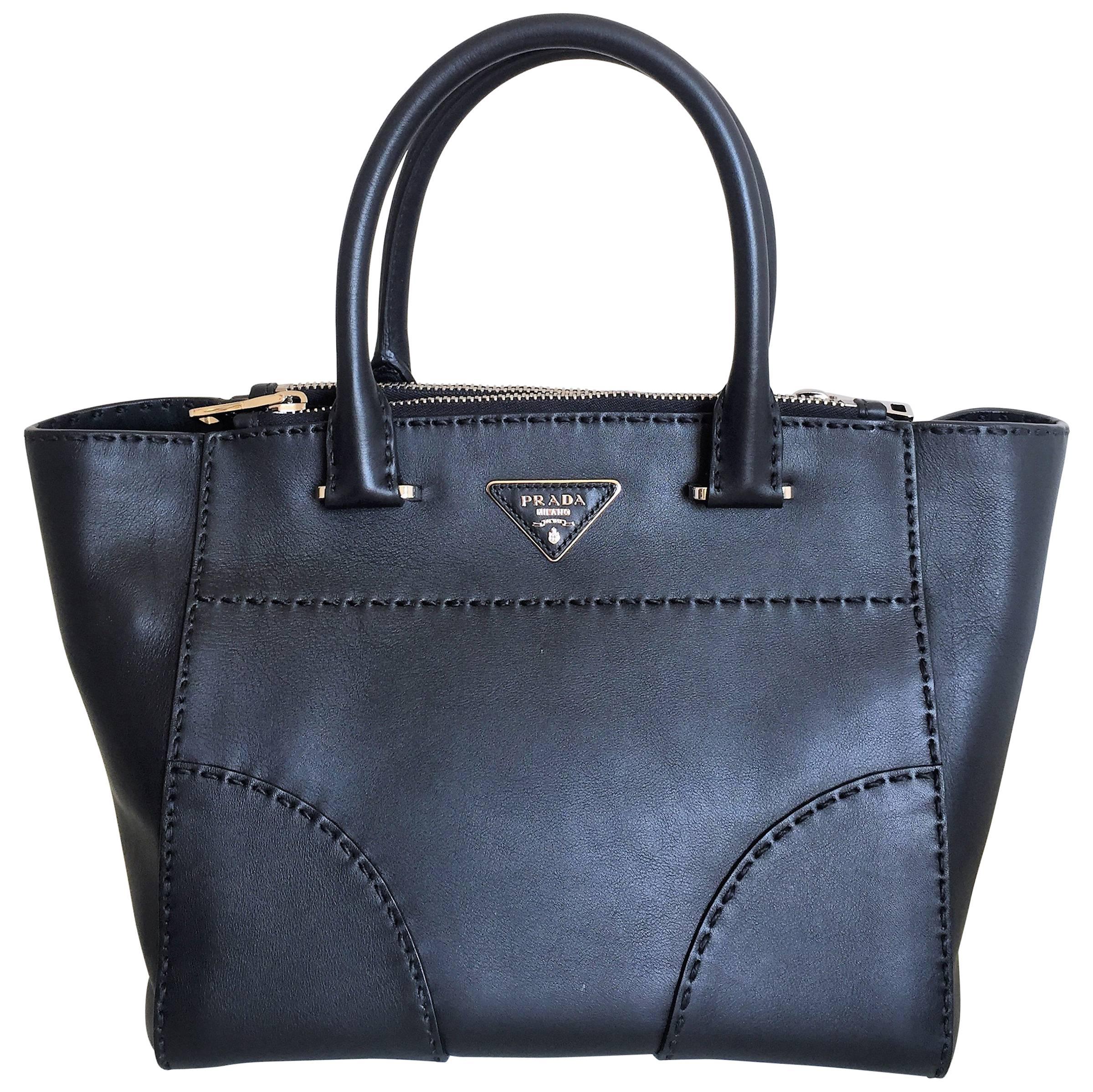 Prada Black Leather Shoulder bag, a Pristine '2way City' Calf Leather Tote For Sale