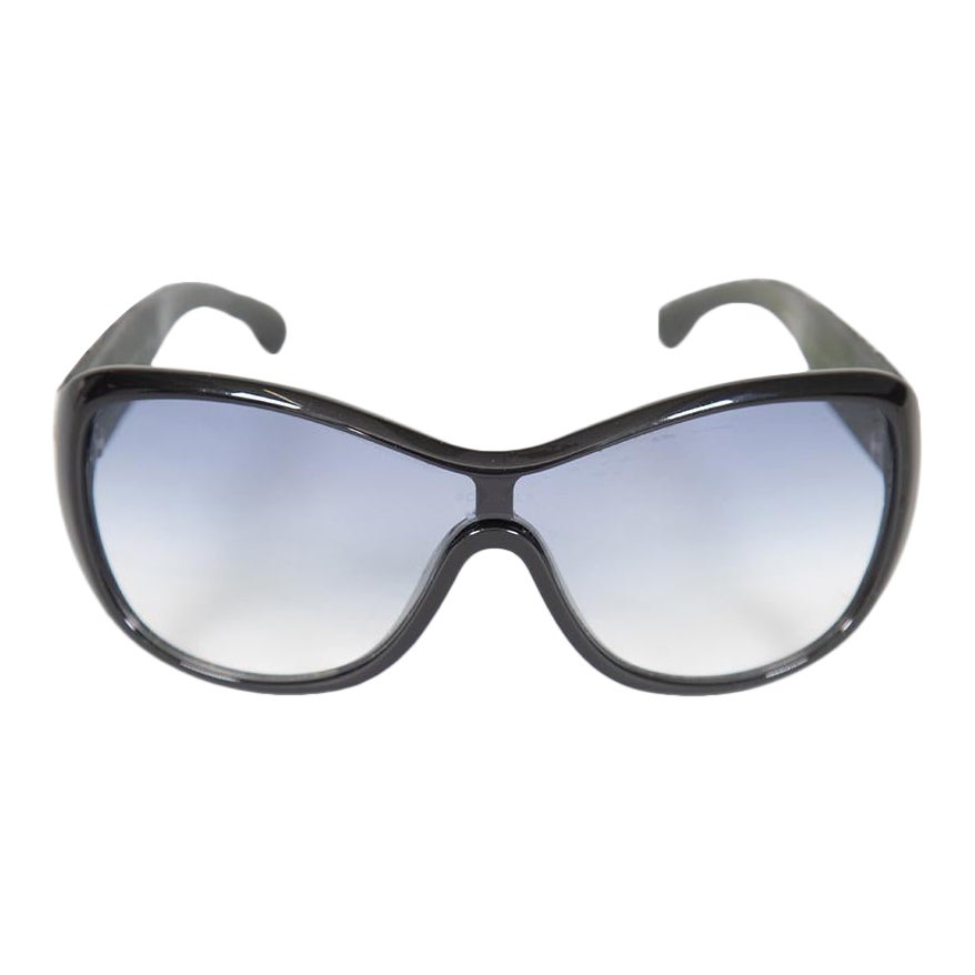Chanel Black Shield Gradient Lenses Sunglasses For Sale