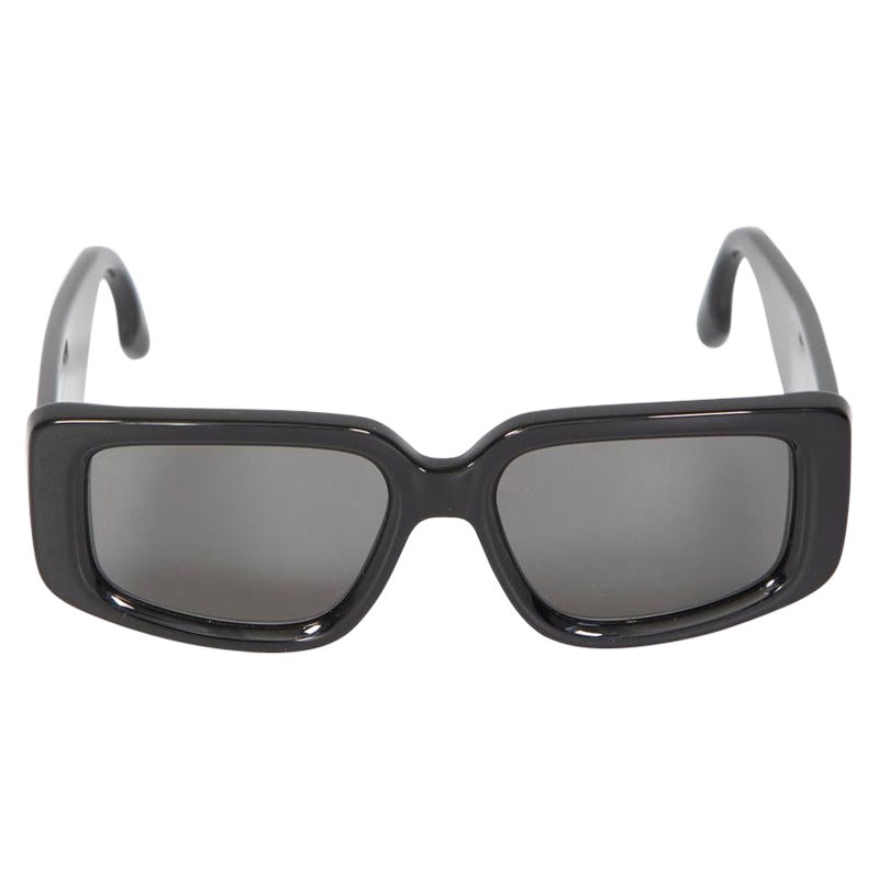 Victoria Beckham Black Logo Rectangular Sunglasses For Sale