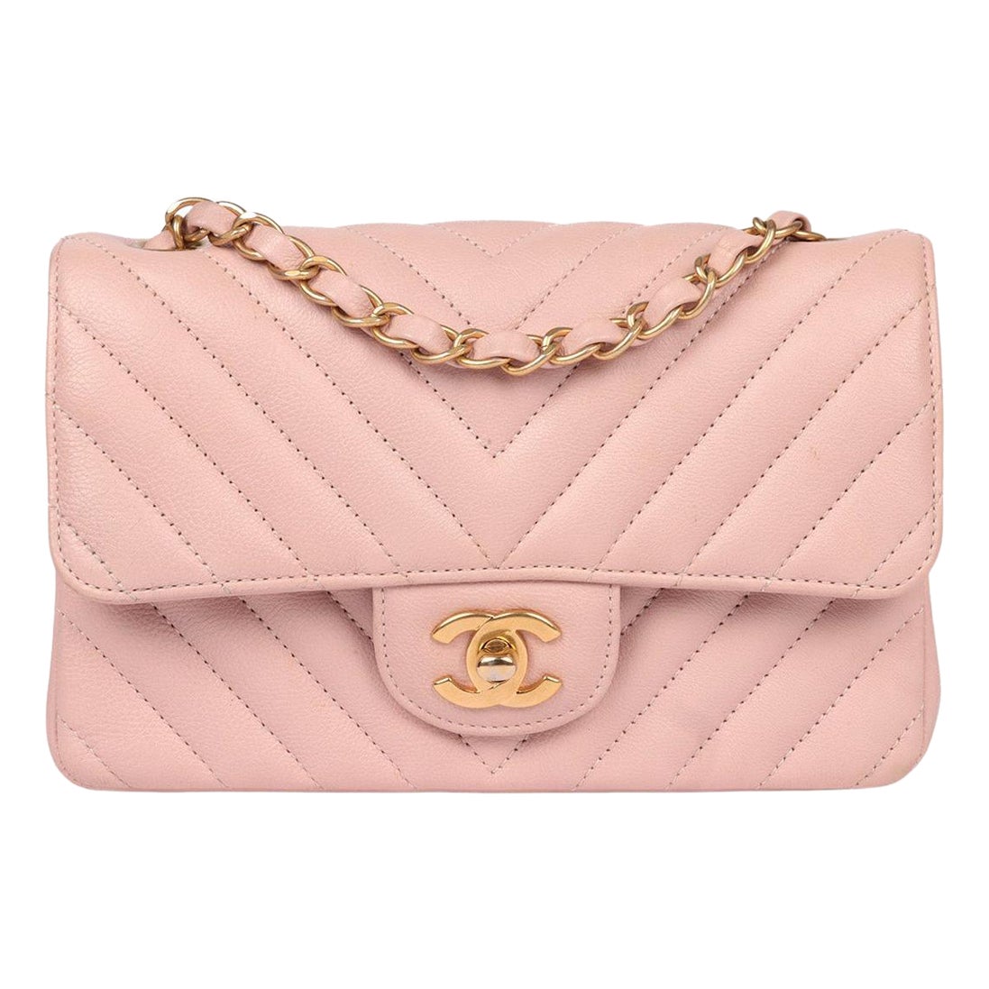 Mini sac à rabat rectangulaire Chanel rose chevron matelassé cuir caviar lavé en vente