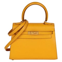 Hermès Jaune Courchevel Leather Kelly 20cm Sellier