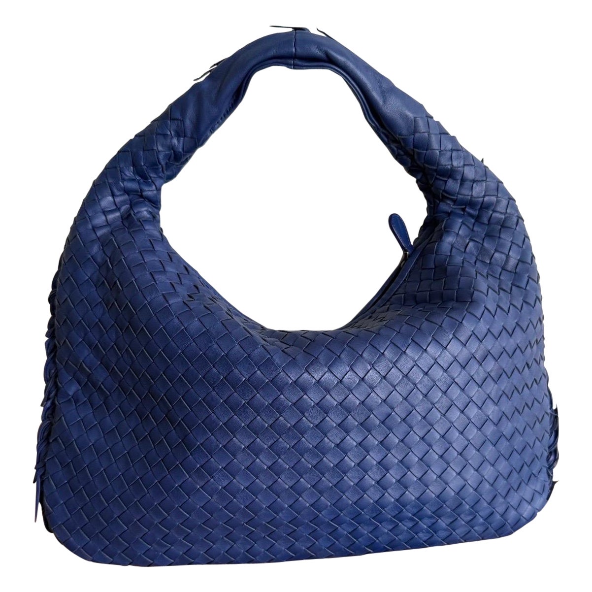 Bottega Veneta Veneta Hobo Small Navy Intrecciato Leather Bag 40cm in vendita