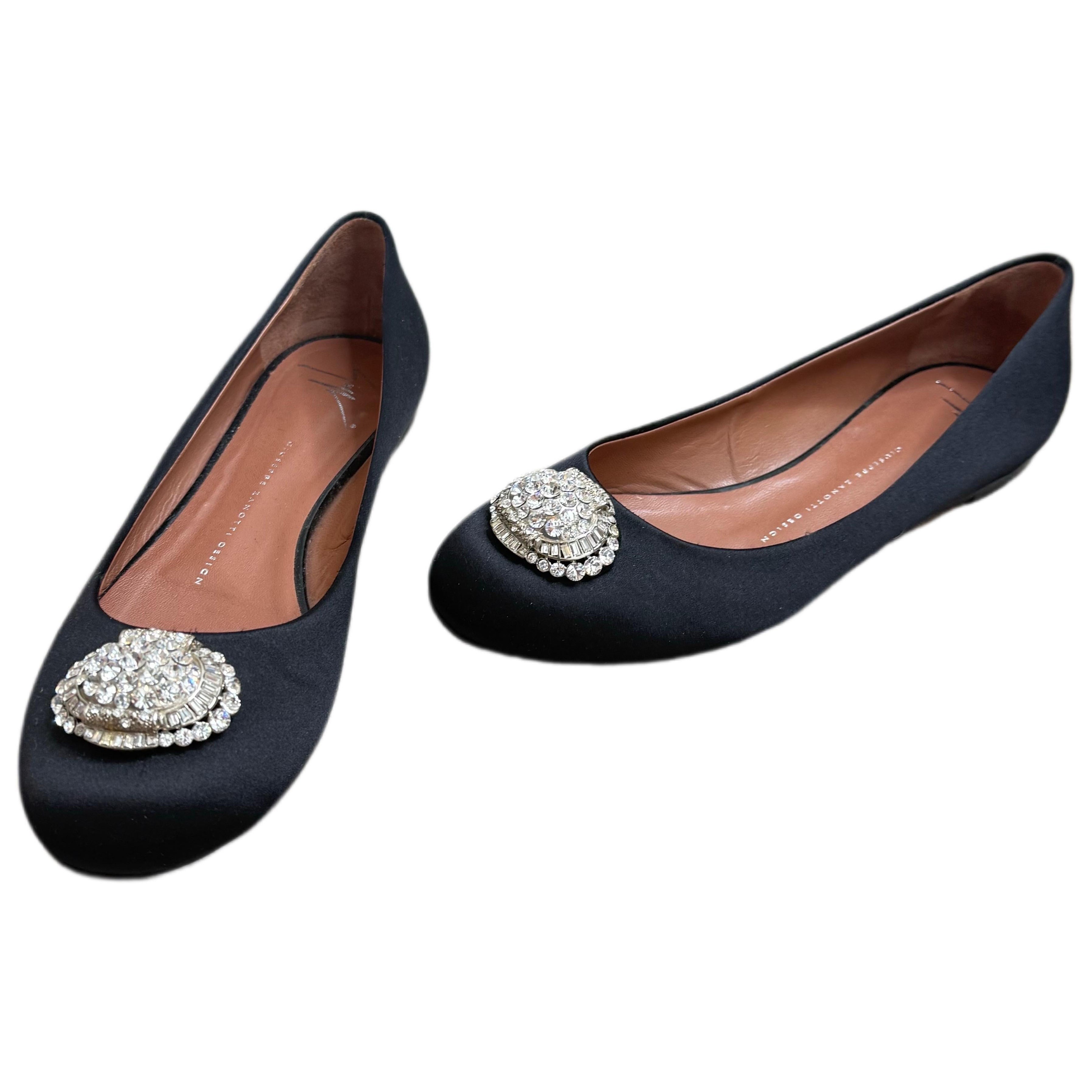 Giuseppe Zanotti Size 8.5 Black Satin Crystal Brooch Ballet Flats Made in Italy For Sale