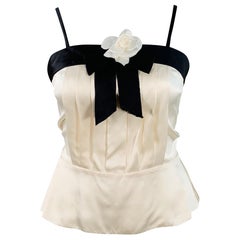CHANEL Vintage 90s Taille 10 Noir Crème Soie Camisole Camélia Robe Top