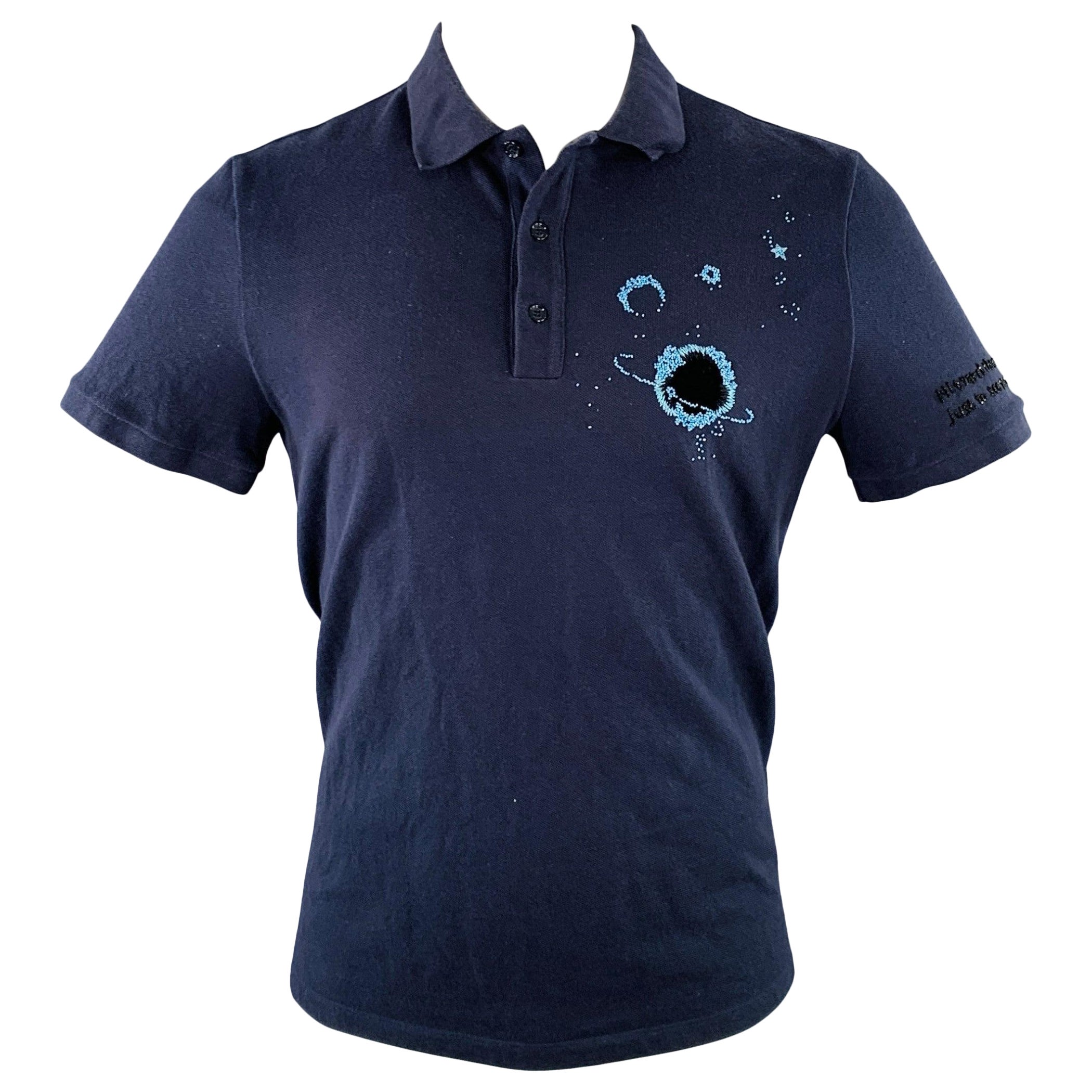 VALENTINO 2019 Taille M Bleu marine Brodé perles From Outer Space Polo coton boutonné en vente