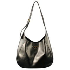 PRADA City Sac hobo en cuir de veau noir