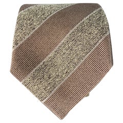 BRUNELLO CUCINELLI Grau-Silberne Diagonalstreifen-Krawatte mit schmalen Streifen
