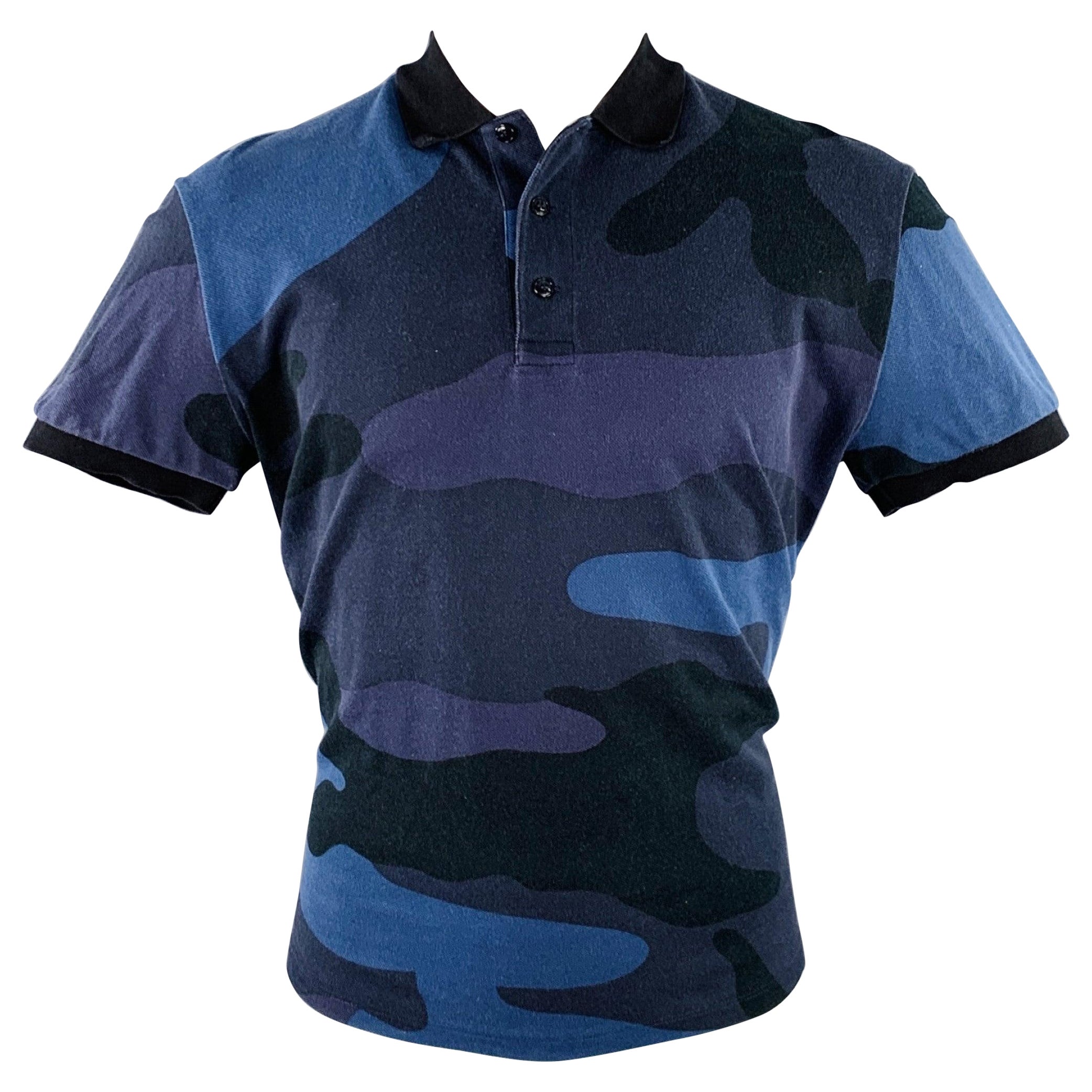 VALENTINO Size M Black Blue Camouflage Cotton Buttoned Polo en vente