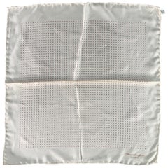TURNBULL & ASSER Gelb-Braun gepunktetes Einstecktuch aus Seide