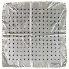 Turnbull & Asser Piazza da taschino in seta con uccelli blu e gialla