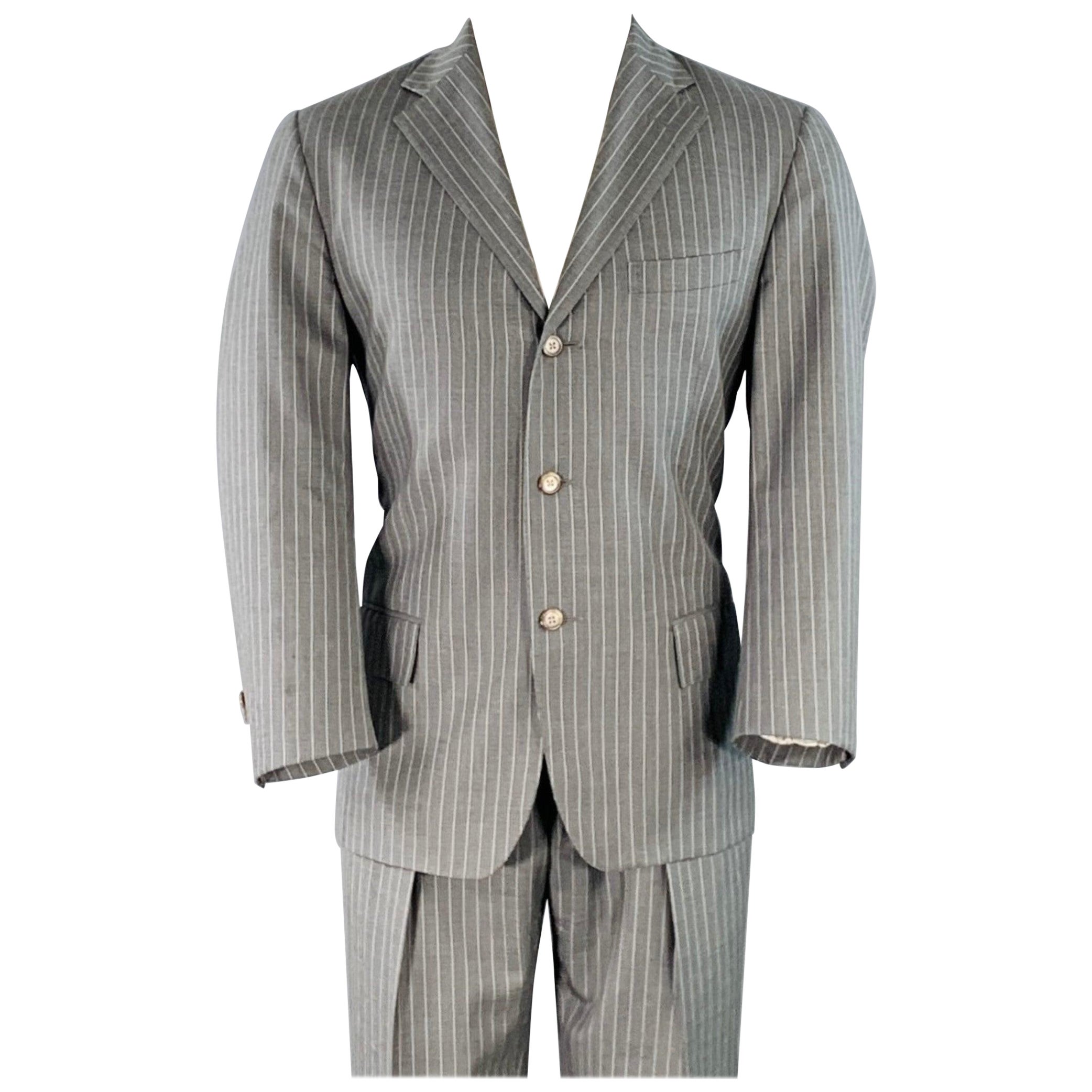 RALPH LAUREN Taille 39 Regular Costume à revers échancré en laine grise à rayures en vente