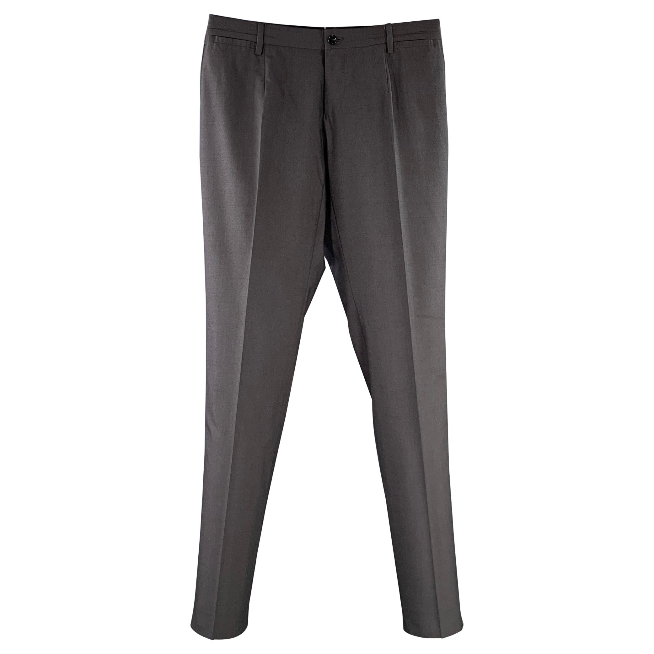 Dolce & Gabbana Size 30 Charcoal Grey Wool Silk Flat Front Zip Fly Dress Pants en vente