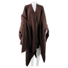 HENRY BENDEL Châle écharpe en tricot de laine mérinos angora lapin côtelée marron