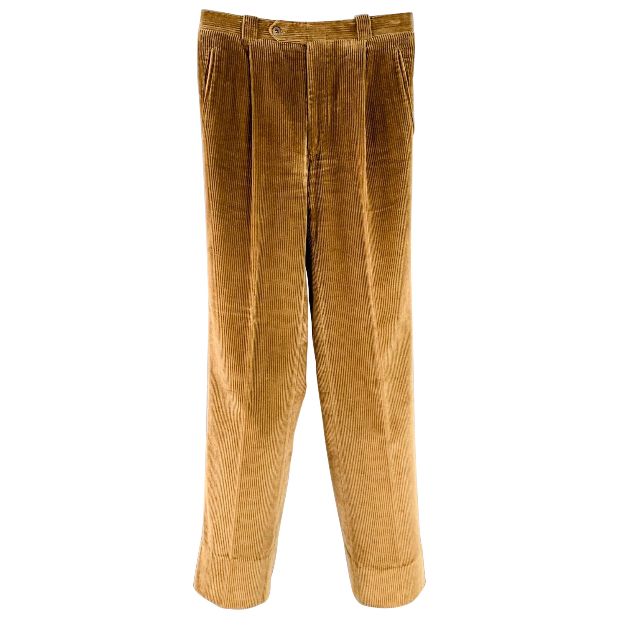 Wilkes Bashford Taille 28 Pantalon décontracté en velours côtelé marron tan en vente