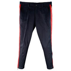 Dolce & Gabbana Size 32 Navy Red Stripe Cotton Blend Zipper Stripe Casual Pants (Pantalon décontracté à rayures en coton mélangé)