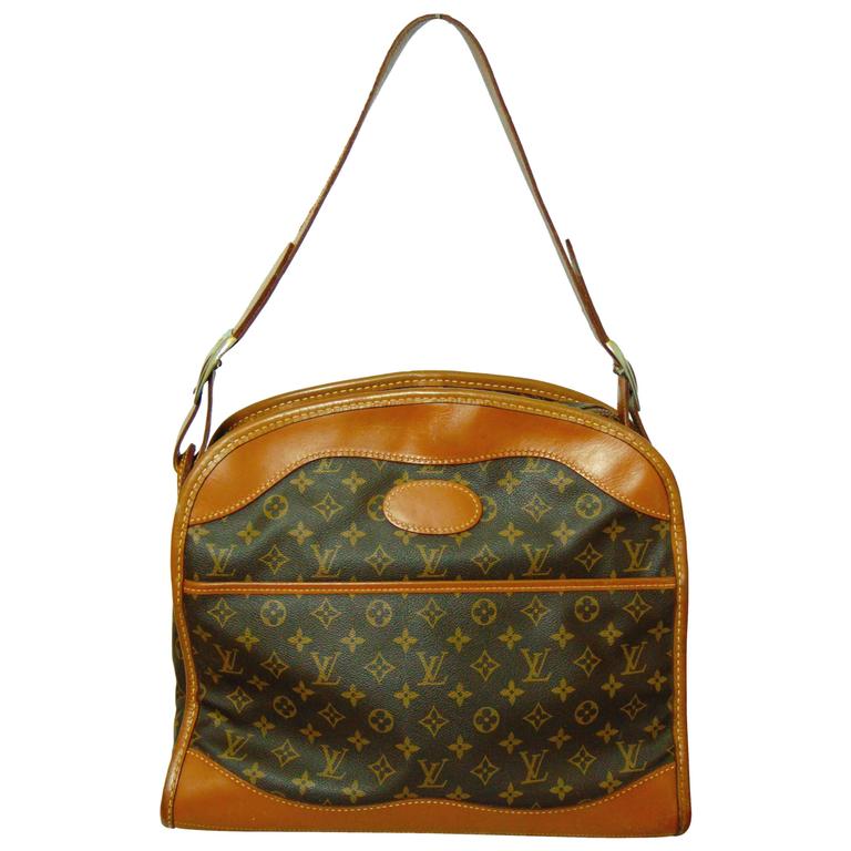 Louis Vuitton French Company Round Hat Box Wig Case Monogram Travel Bag  Vintage For Sale at 1stDibs