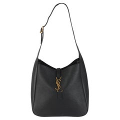 Saint Laurent Schwarzes glattes Kalbsleder Kleine Le 5 A 7 Soft Hobo