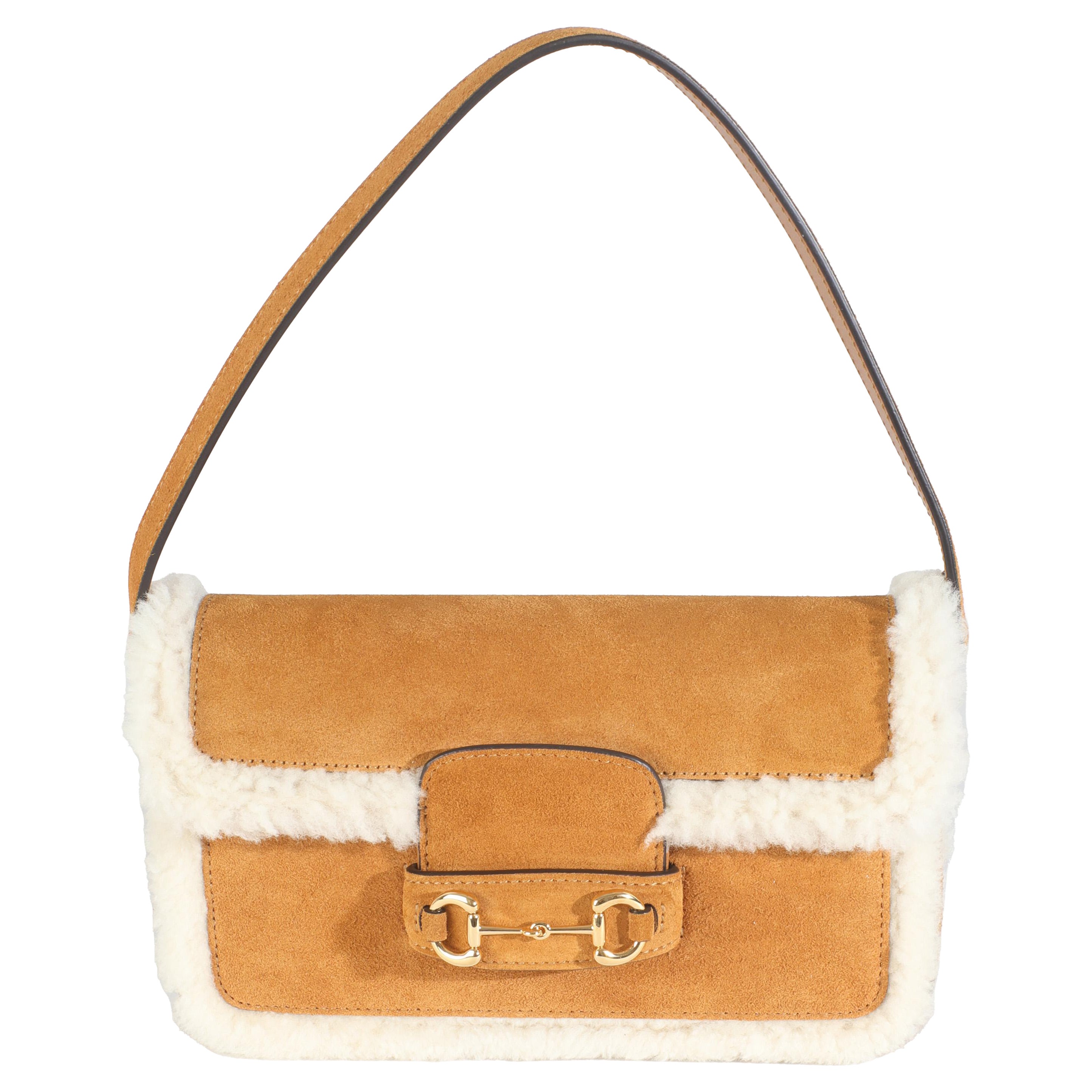 Gucci Honey Beige Wildleder Shearling Horsebit Mini 1955 Umhängetasche im Angebot