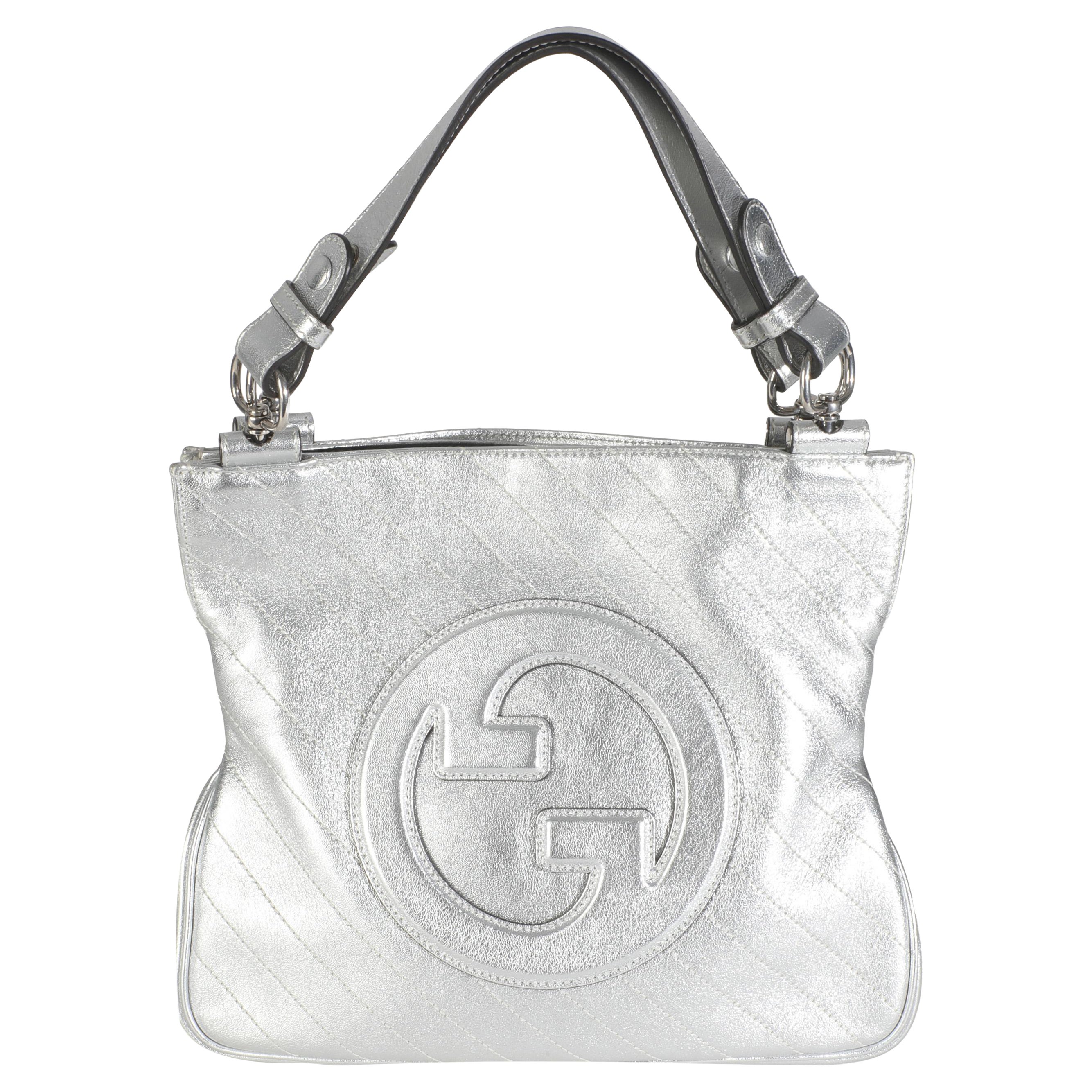 Gucci Silver Metallic Sakai Diagonal Stitched Calfskin Small Blondie Tote en venta