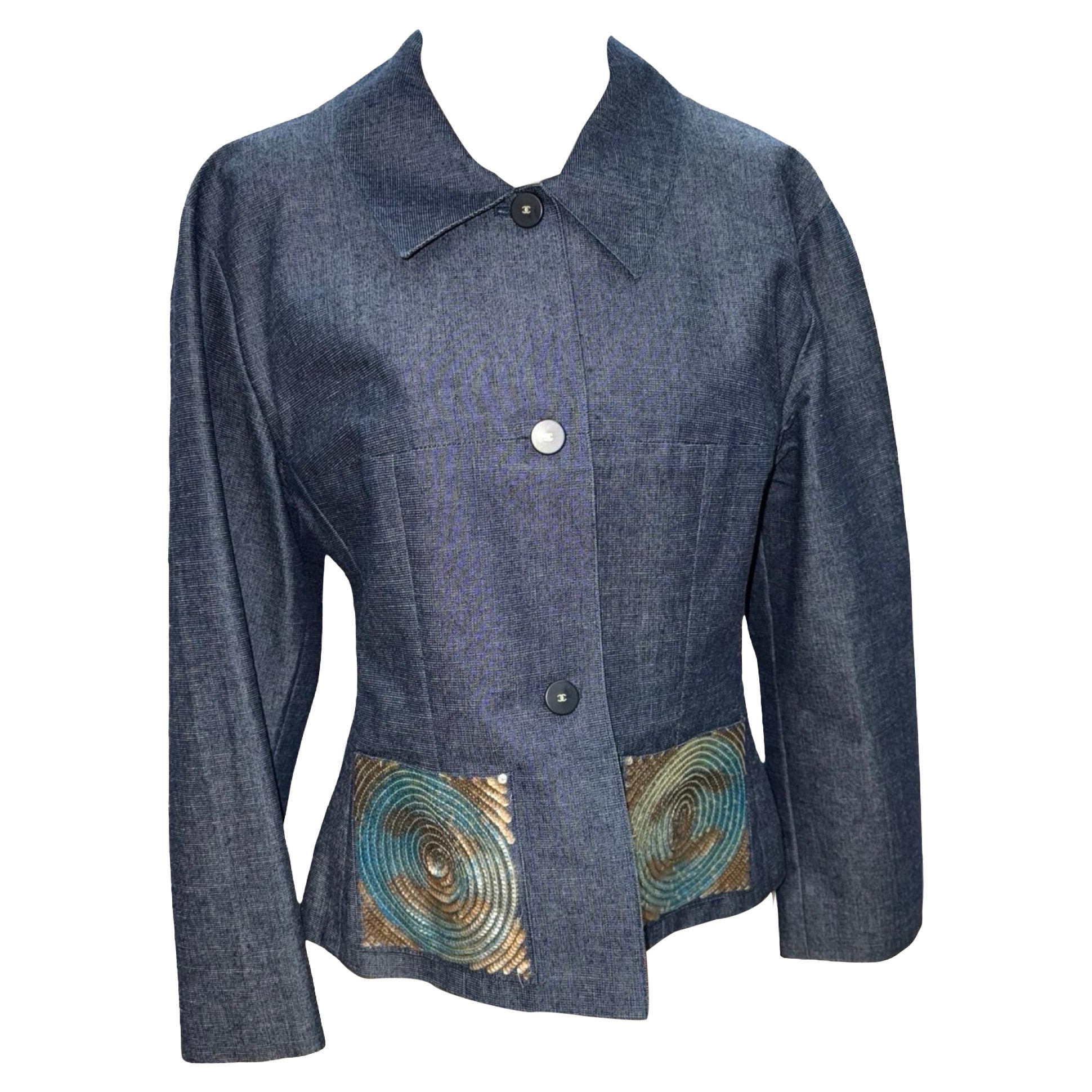 Chanel denim jacket with CC sequins pockets For Sale