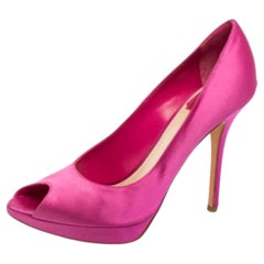 Dior Pink Satin Miss Dior Peep-Toe Pumps Talla 40.5