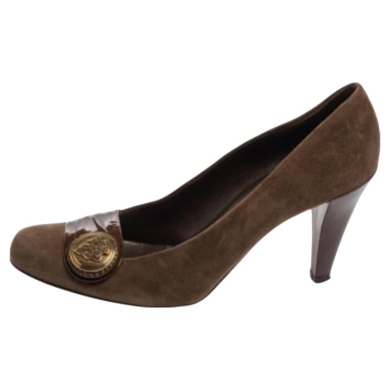 Gucci Brown Suede And Pleated Patent Leather Logo Buckle Pumps Size 38.5