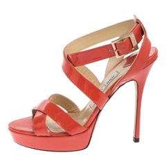 Jimmy Choo Sandalias con tira al tobillo de charol naranja talla 37