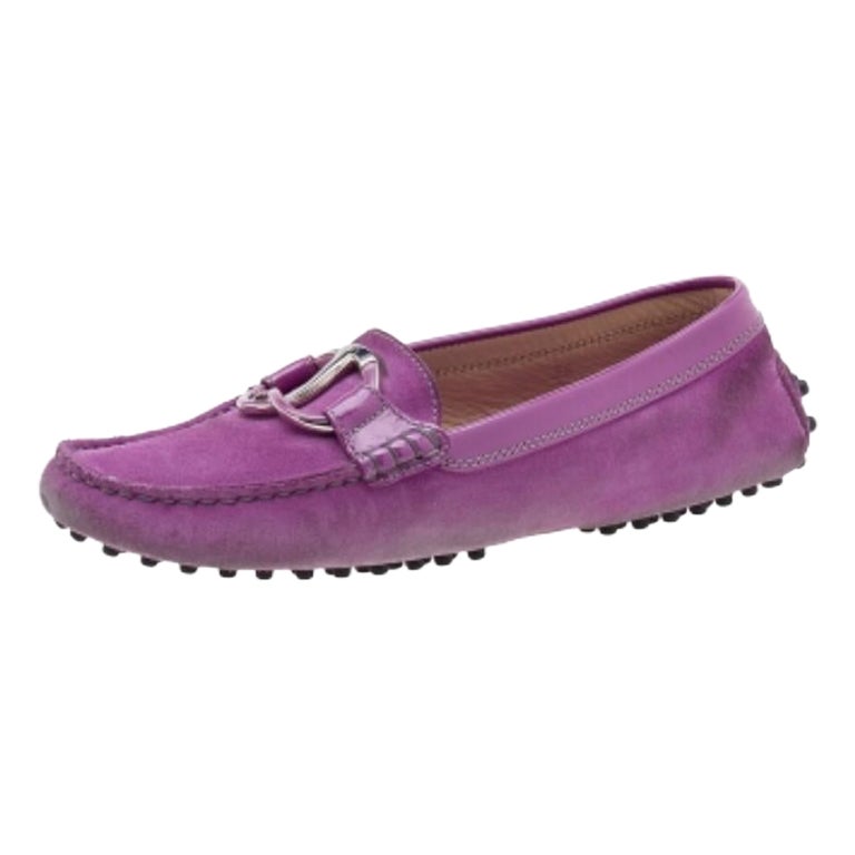 Tod's - Mocassins en daim violet ornés d'une bordure en cuir verni, taille 38