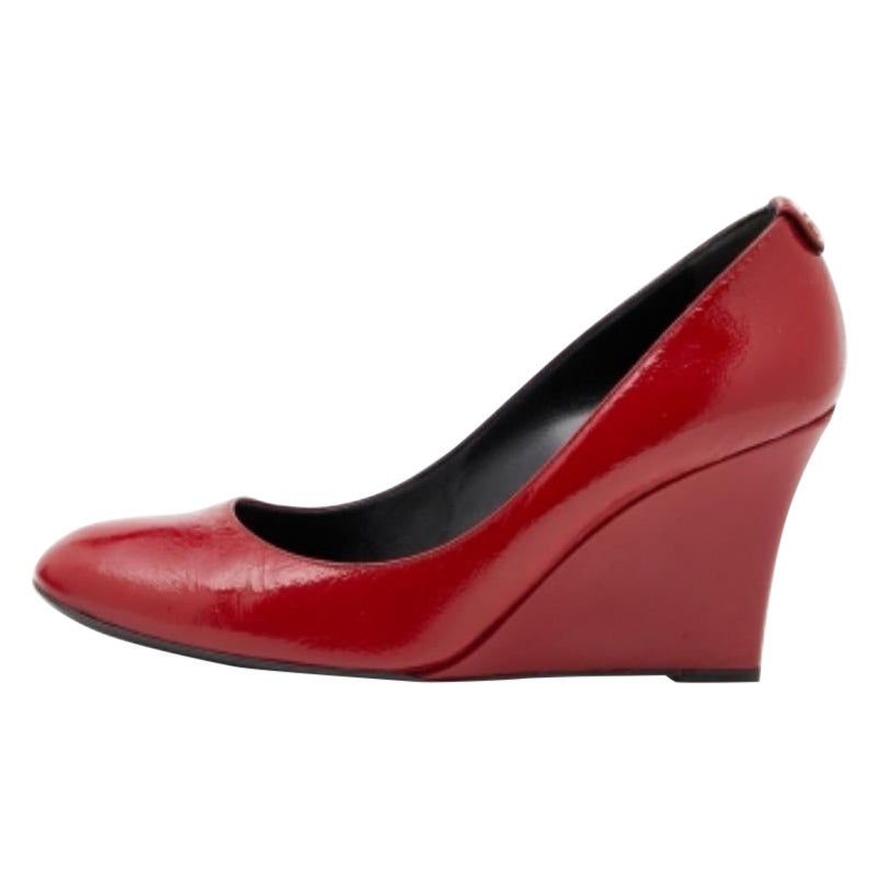 Gucci escarpins à bout rond en cuir verni rouge, taille 40