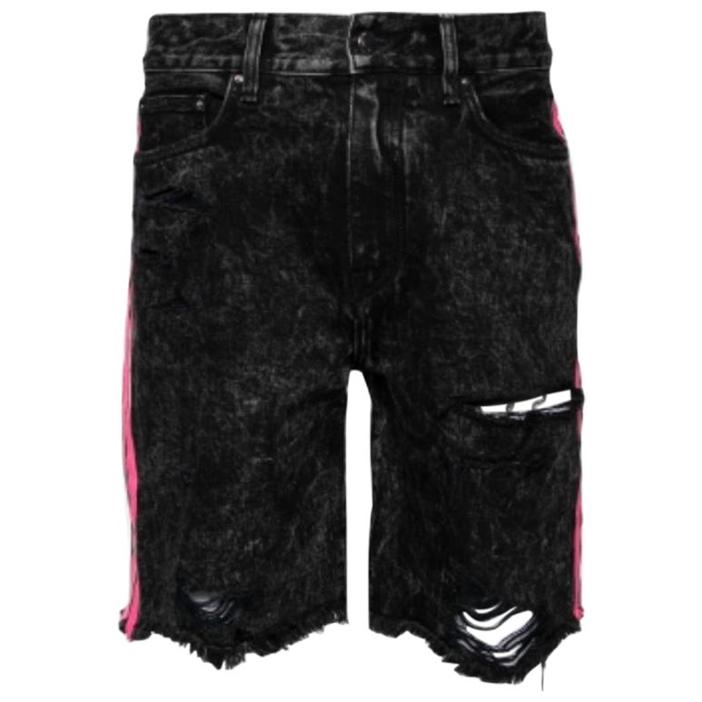 Amiri Black Distressed Contrast Stripe Printed Denim Shorts S en vente