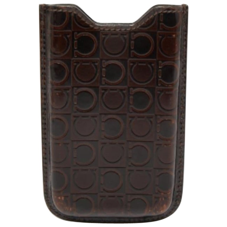 Salvatore Ferragamo Brown Gancio Embossed Glossy Leather Phone Cover For Sale